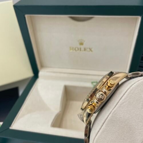 Rolex Yellow Gold Black Index Dial Daytona Oyster Bracelet